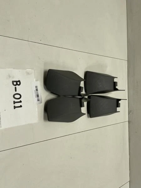 Ford Fivorent 2007 asiento delantero/trasero izquierdo/derecho pie inferior cubierta de moldura del piso Foto 1 de 4