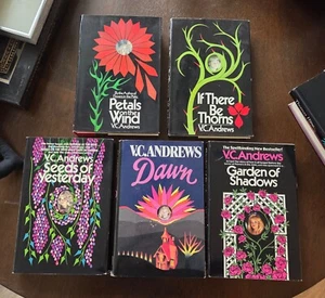VC Andrews Flowers in the Attic Book Series Hardcover Near Complete DOLLANGANGER - Bild 1 von 13