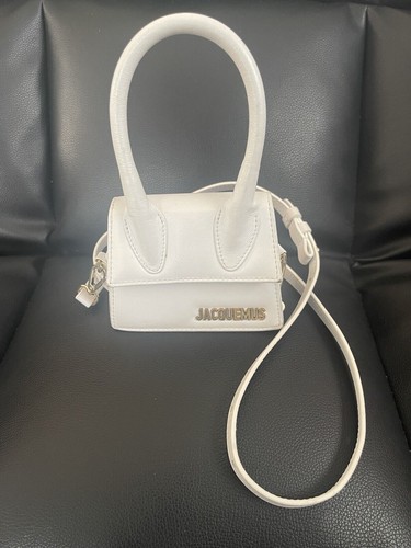 Borsa a tracolla JACQUEMUS Mini Borsa a tracolla bianca ""Le Chiquito"" in pelle oro bianco