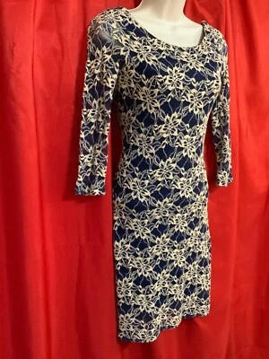 SOPRANO... Vestido elástico forrado look encaje... Azul y marfil... Talla S Foto 1 de 4