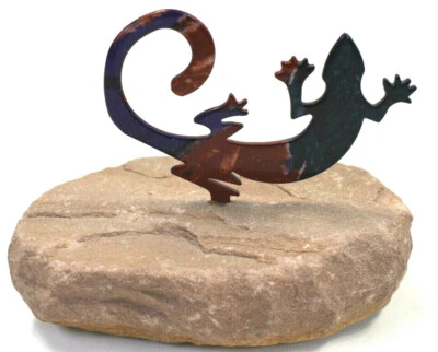 Southwestern Decor Metal Lizard Gecko Mounted Sandstone Rock Display Piece  - Image 1 of 4