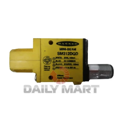 New In Box BANNER SM312DQD Photoelectric Sensor - Image 1 of 2