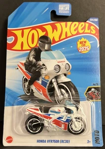 New for 2025 Hot Wheels 224/250 HONDA VFR750R (RC30) 4/5 HW MOTO ~ Box Ship Free - Picture 1 of 10