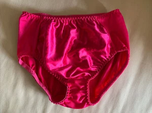 Vintage Vanity Fair Second Skin Fuchsia SATIN Hi-Leg Stretch Panty Size L USA  - Picture 1 of 5