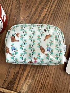 VERA BRADLEY New Merry Mischief Dome Cosmetic Bag Nature holiday cutie - Picture 1 of 4