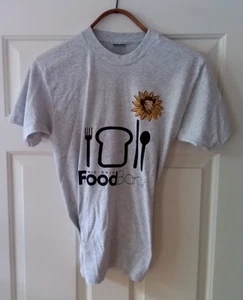 VINTAGE BORDEN DAIRY ELSIE FRUIT OF THE LOOM ADVERTISING TEE SHIRT - Picture 1 of 5