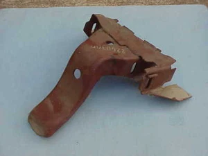 1960-63-67-68-69-70-73-76 NOS MoPar Valiant Barracuda Dart SOPORTE DE BRAZO DE CONTROL - Imagen 1 de 1