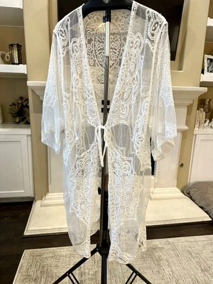 华丽蕾丝泳装遮盖 XL 码 — 第 1/4 张图片