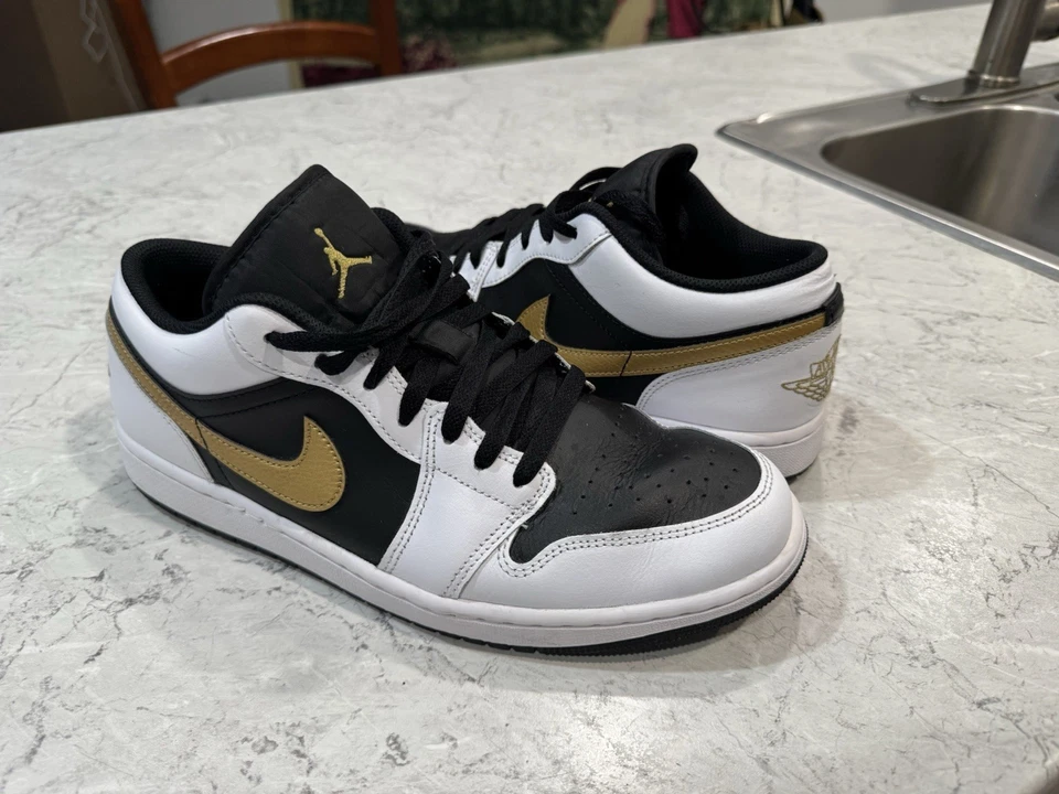Air Jordan 1 низкий белый черный металлик золото Swoosh размер 11 мужчин - Изображение 1 из 4