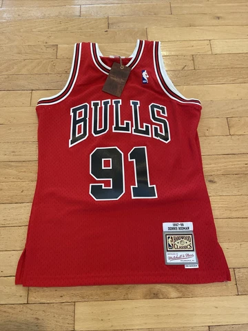 Mitchell Ness Swingman Dennis Rodman Chicago Bulls 1997-98 Road Jersey S NBA Cover