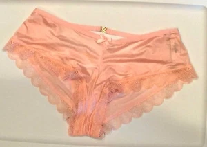 Bragas descaradas Victoria's Secret muy sexy rosa metal corazón tiras espalda talla M - Imagen 1 de 16