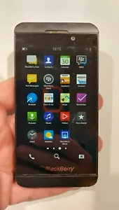 407.Blackberry Z10 - For Collectors - Unlocked - Picture 1 of 10