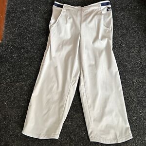 Y2k Ladies 3/4 Length Nike Vintage Trousers S/M Adjustable. BNWT Grey Tag