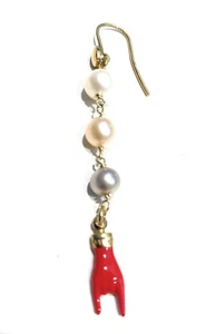 Mono Orecchino perle portafortuna "corna" in smalto rosso e argento 925 - Imagen 1 de 7