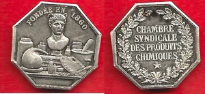 JETON . CHAMBRE SYNDICALE DES PRODUITS CHIMIQUES . FONDEE EN 1860 . ARGENT - Foto 1 di 1