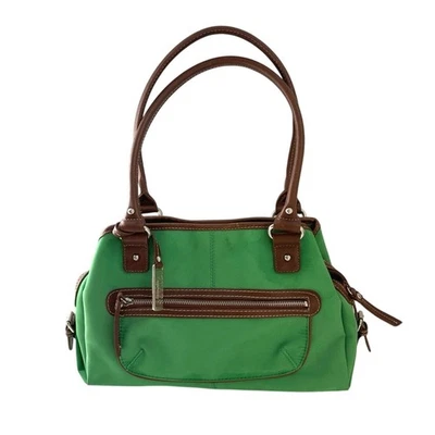 Bolso de hombro Chaps Kelly de nailon verde Foto 1 de 4