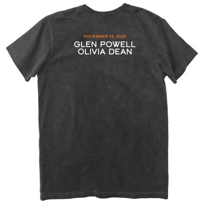Camisa 2025 SNL Temporada 51 Show 6 XL Glenn Powell Olivia Dean Saturday Night Live Foto 1 de 2