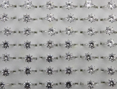 50pcs De gros Lots Zirconia cubique Anneau Dame Mariage Engagement Cuivre Bagues - Imagen 1 de 4