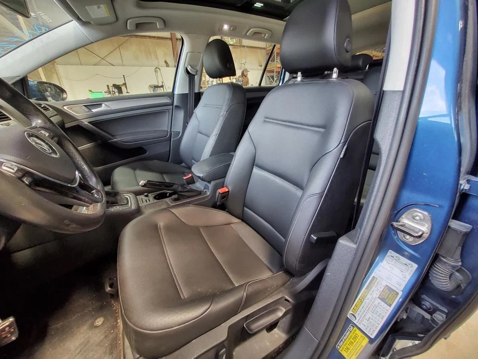 Driver Left Front Seat Leatherette Fits 15-21 GOLF 460427 Foto 1 de 1