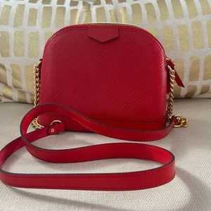 Louis Vuitton Alma Bag Epi Red Leather Crossbody Gold Chain Coquelicot - Picture 1 of 19