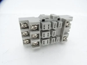 IDEC SR3B-05 RELAY SOCKET - Picture 1 of 3
