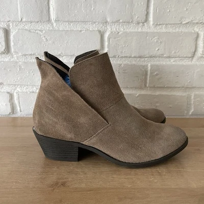 Me Too Zeus Boots Tan Western Ankle Suede Pull On Casual Block Heel Boots 6.5 - Image 1 of 4