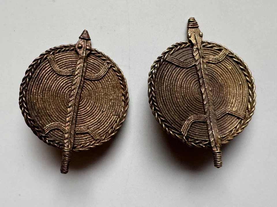 Ethno Ohrclips aus Messing -Primitive Darstellung eines Krokodils - Bronze - Bild 1 von 2