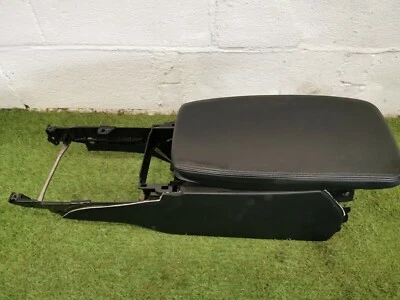 Lexus GS 450h 430 Center Arm Rest Black Leather 58912-30230 2005-2011 Foto 1 de 4