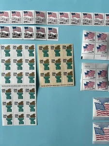 US Stamps, Bundle Of 114 Stamps. US Flags, Liberty - 25¢ & 29¢ - Picture 1 of 9