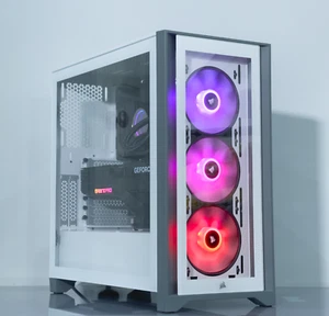 Ultimate 8K Gaming PC - Intel Core i9-14900K, RTX 5090 32GB, 128GB DDR5, 2TB SSD - Afbeelding 1 van 9