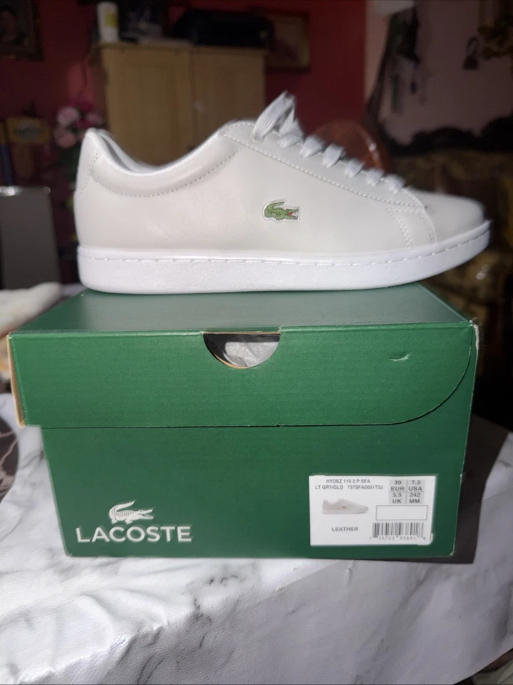 Zapatos para mujer Lacoste talla 7,5 Foto 1 de 4