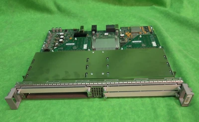 Procesador de interfaz SPA Cisco ASR1000-SIP40 V08 ASR1000 40 GB Foto 1 de 2