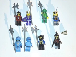 Lego Knights Minifigure Assortment X 8p. Excellent Used Cond. Possibly Altered. - Picture 1 of 3