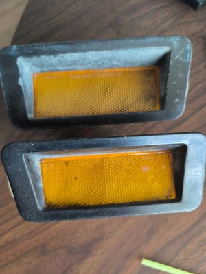 1975 1976 Chevrolet Impala Caprice front fender marker signal light bumper - Image 1 of 4