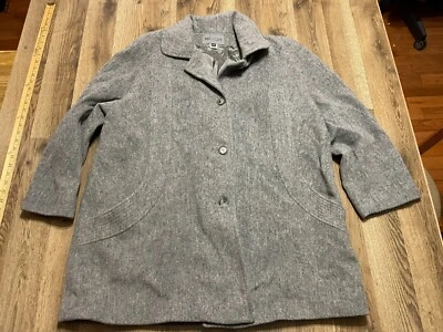 Chaqueta Bromley, Mujer Talla 22W, Gris, Tres Botones, Manga Larga, Abrigo Foto 1 de 4