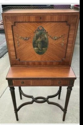 Escritorio estilo francés Robert W. Irwin para muebles reales, antiguo. Foto 1 de 4