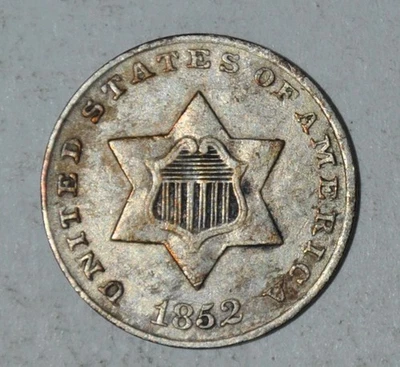 1852 Three (3) Cent Silver {{{6939 - Image 1 of 3