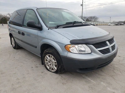 Radiator 4 Cylinder Fits 05-07 CARAVAN 2038600 Foto 1 de 4