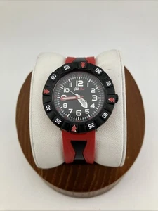 Orologio Flik Flak Swatch 2014 per bambini giovani nero rosso Swiss Made lunetta girevole -FUNZIONA - Foto 1 di 20