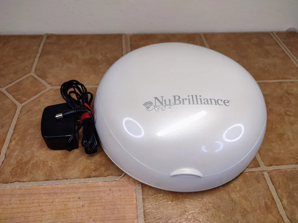 NuBrilliance Professional In-Home Microdermabrasion Kit 3 Diamond Tips Filters - Image 1 of 4