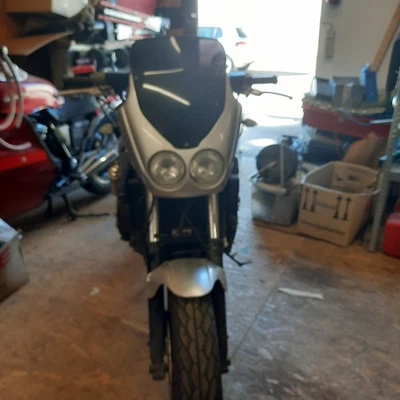 Honda CBR 1000 F SC24 - Bild 1 von 4