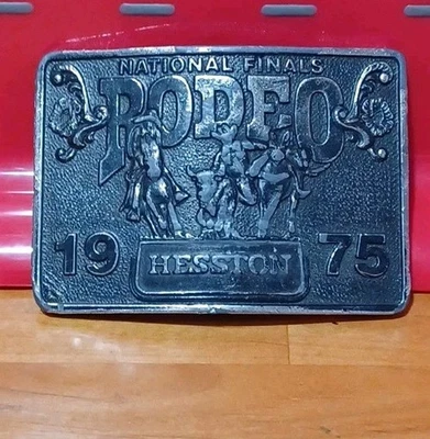 Finales Nacionales Rodeo Hesston 1975 NFR Adulto Vaquero Hebilla, De Colección Foto 1 de 4