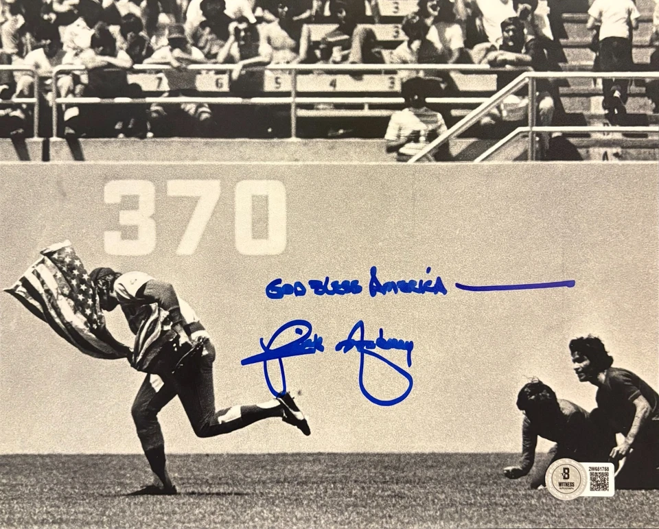 Rick Monday “God Bless America" Autographed 8x10 Photo Chicago Cubs (BAS) - Image 1 of 1