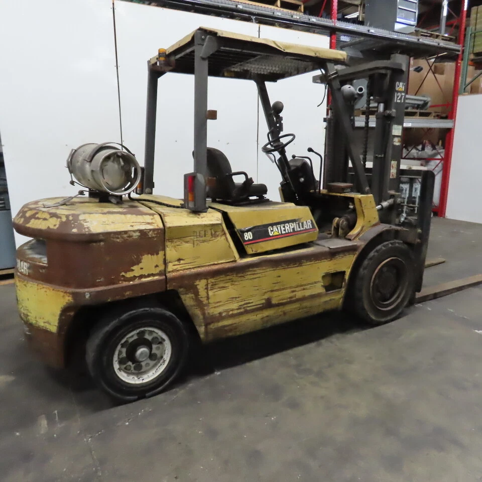 Caterpillar GP50 11,000LB Forklift 2 Stage LPG Gas 120" Lift 65" x 6" Forks - Image 1 of 4