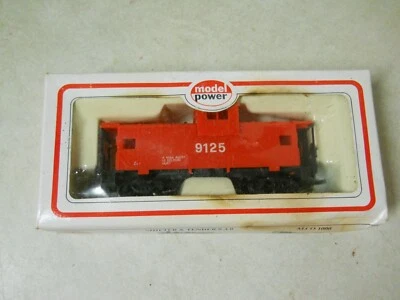 Model Power 9125 Caboose Red Safety Railroad Train Car - Image 1 of 4