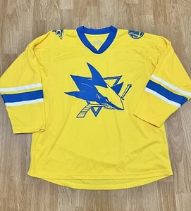Camiseta San Jose Sharks Golden State Warriors SGA NHL Mediana Firmada Tom Tolbert - Imagen 1 de 11