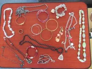 Lote de trabajo Joyería/Disfraz Paquete mixto, collares/pulseras/etc (CSP2) - Imagen 1 de 1