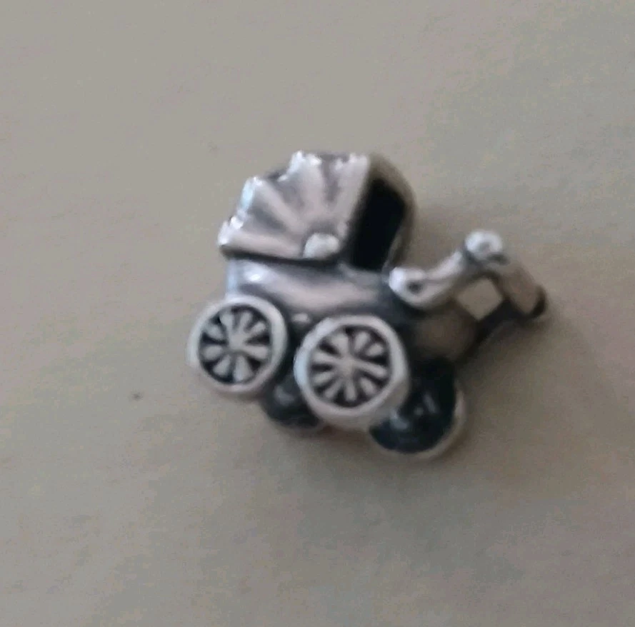 Auténtico cochecito de bebé Trollbeads plateado estornino nuevo sin etiquetas  Foto 1 de 4