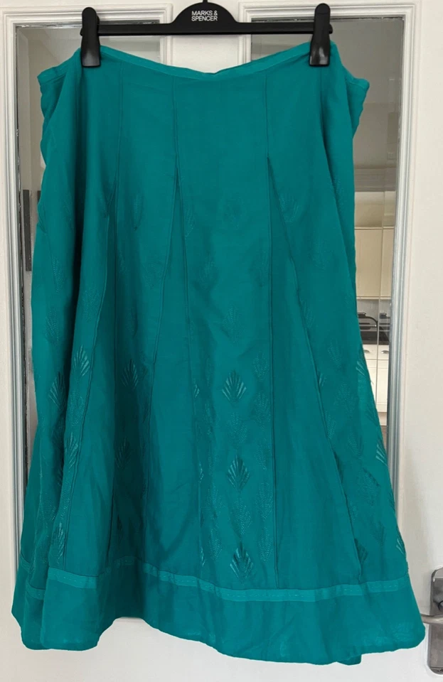 FAB MONSOON TEAL EMBROIDERED & LINED COTTON SKIRT - SIZE 22!! - Image 1 of 4