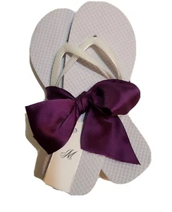 Women Flip Flops, Medium.For Beach Or Home Wear. Nice White color! Foam padding - Picture 1 of 8